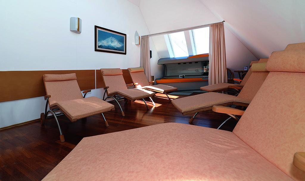 Altstadthotel Braeuwirt Weiden in der Oberpfalz ภายนอก รูปภาพ