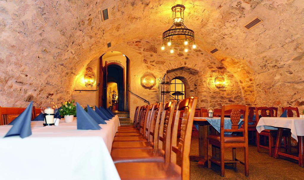 Altstadthotel Braeuwirt Weiden in der Oberpfalz ภายนอก รูปภาพ
