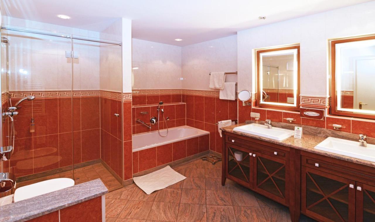 Altstadthotel Braeuwirt Weiden in der Oberpfalz ภายนอก รูปภาพ